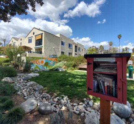 Updated 2 bedroom condo 2 blocks to the heart of South Pasadena